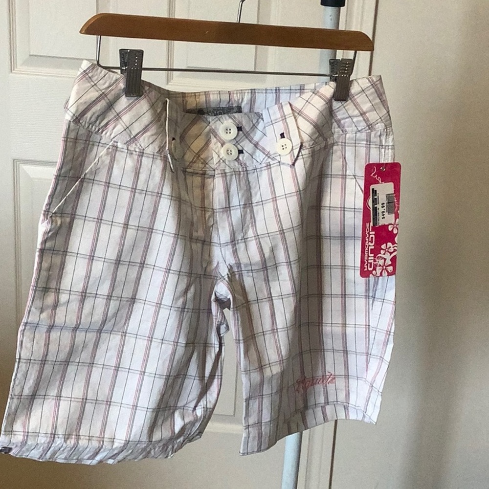 Shorts - Picture 4 of 7
